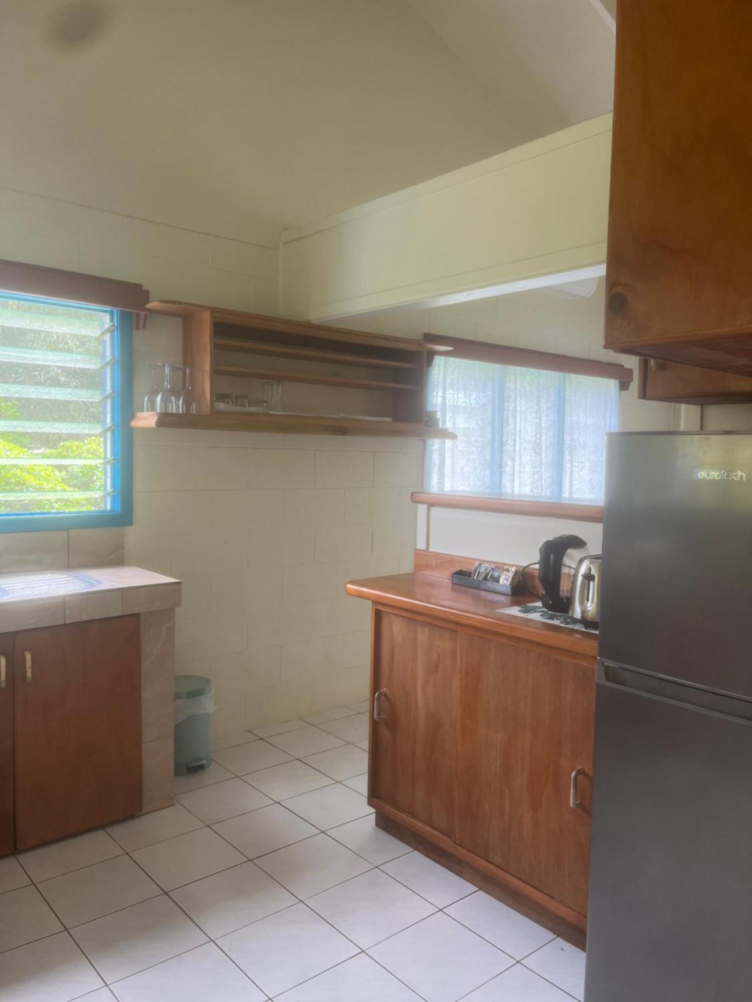 Sharnytas Guesthouse Air Conditioned Аваруа Екстериор снимка
